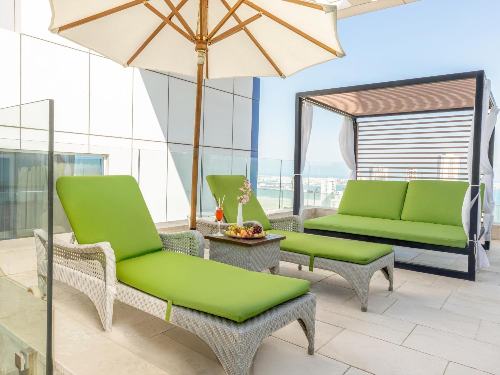 Hotel Swiss-belsuites Admiral Juffair 4*